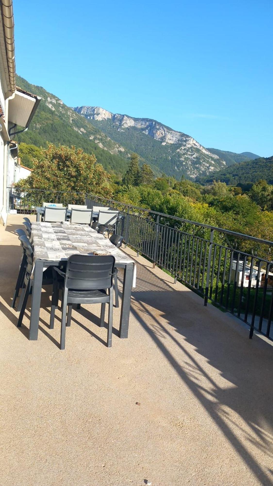 Le Maricou 120M2 Totalement Renove Terrasse 40M2 Apartman Châtillon-en-Diois Kültér fotó